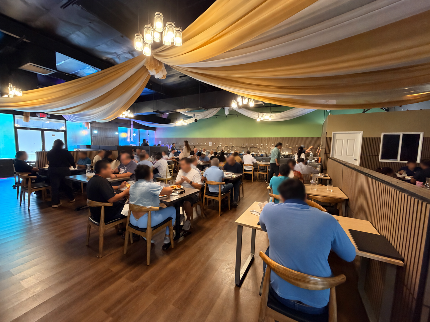 Busy dinner buffet at Urban Grill in Sunnyvale